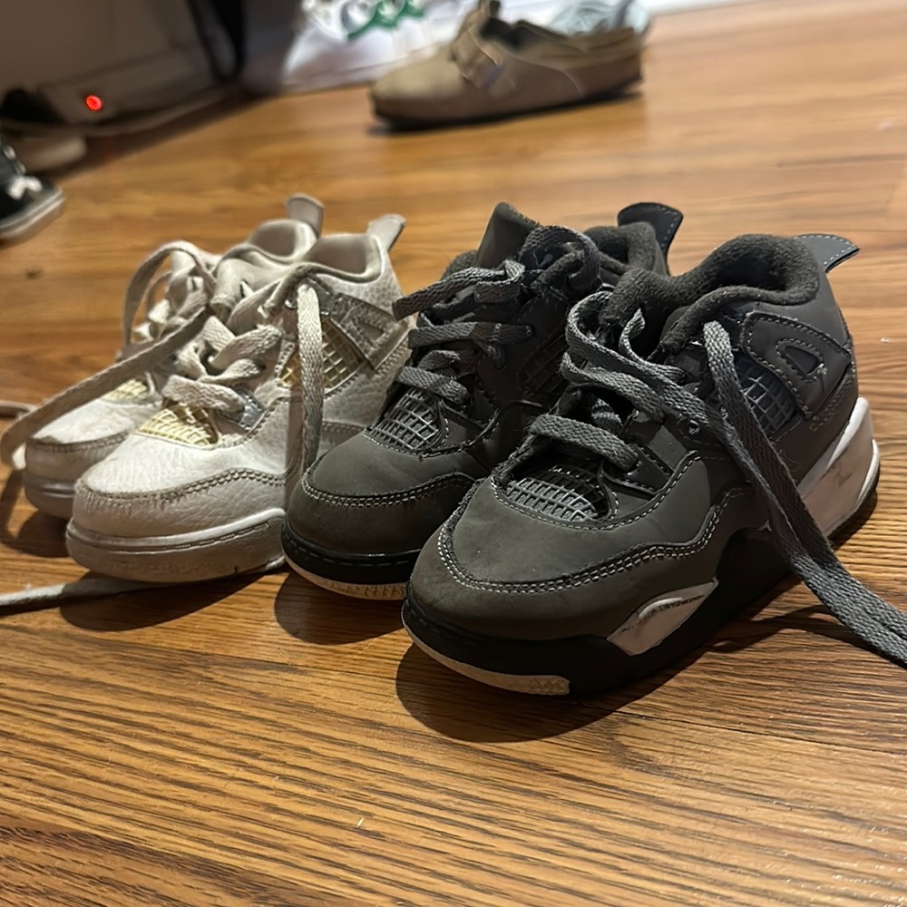 Lot of toddler Jordan 4 Shoes